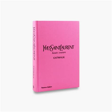 ysl boek roze|Yves Saint Laurent Boek .